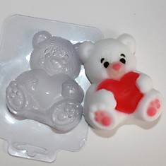 Форма пластиковая Мишка с сердцем
